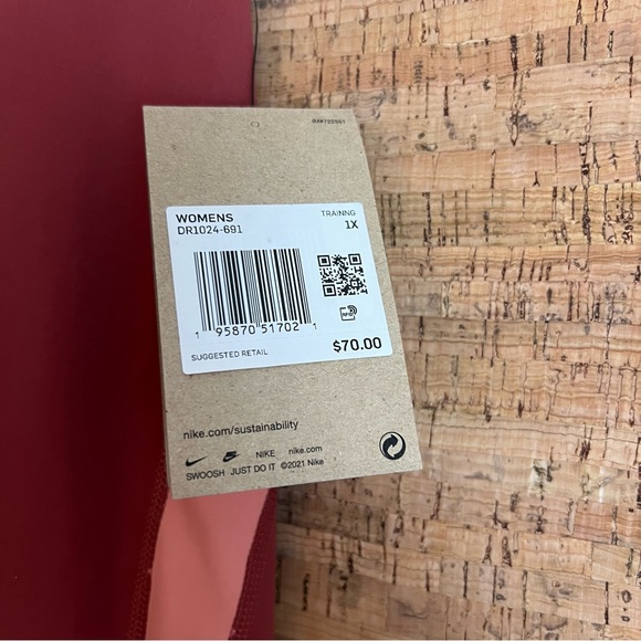 Nike Two Tone Dri Fit Women’s Plus Size Yoga Leggings - Picture 5 of 10